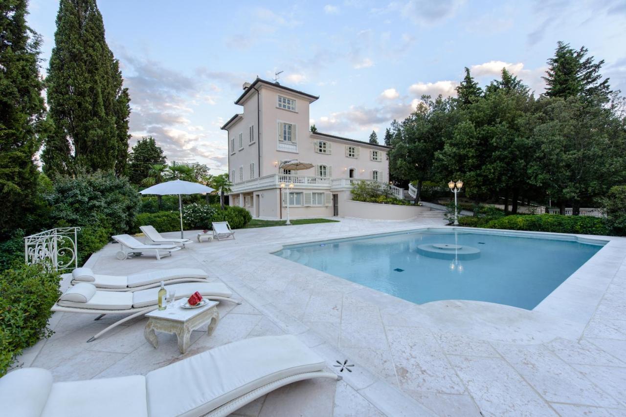 Villa Rinaldi Монтеспертолі Екстер'єр фото